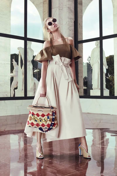 Look 12
